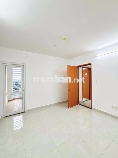 Cho thuê Tara – 2PN 2WC, 84m² 2 ban công, nhà trống sẵn sàn đón khách