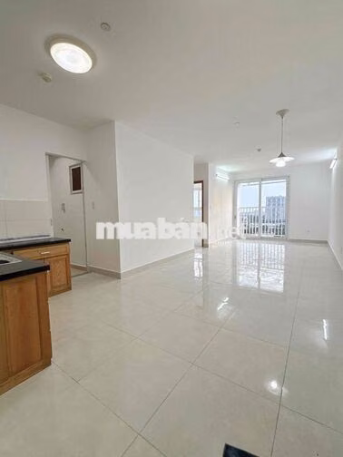 Cho thuê Tara – 2PN 2WC, 84m² 2 ban công, nhà trống sẵn sàn đón khách