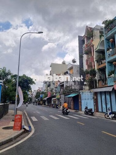 Hạ giá 27tỷ còn 24tỷ MT 99 chấn hưng 