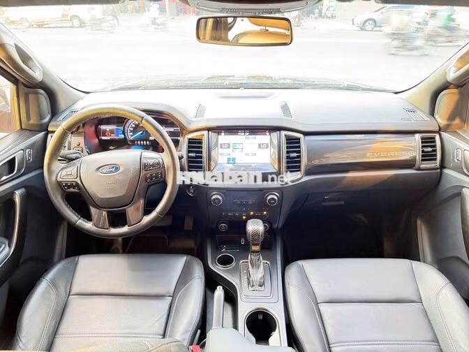 Ford Everest 2019 Titanium 1 chủ - 200tr nhận xe