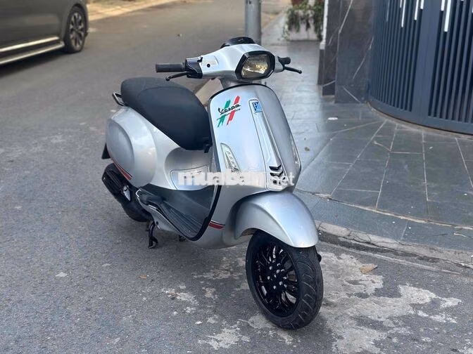 Piaggio Vespa Sprint 2015 Bạc Porsche Tự động