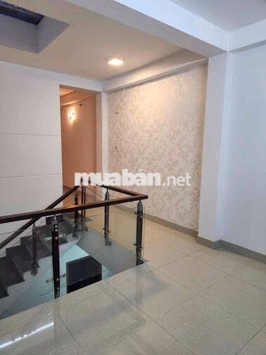 Cho thuê nhà nguyên căn full Nội thất cạnh Phú Mỹ Hưng Q7
