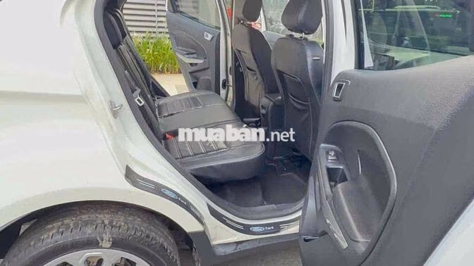 Ford Ecosport Titanium 2018 Trắng 36.000 km