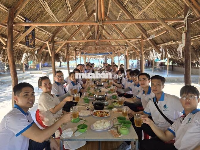 TUYỂN NHÂN VIÊN CHĂM SÓC KHÁCH HÀNG TẠI TÂN BÌNH