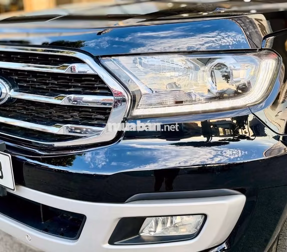 Ford Everest 2019 Titanium 1 chủ - 200tr nhận xe