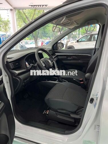 Suzuki XL7 Hybrid 2026 Trắng-Đen Xe sẵn giao ngay