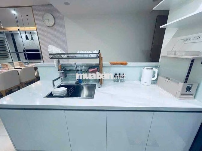 Căn hộ 2PN nội thất xịn xò, sang trọng, cao cấp, đầy đủ tiện nghi