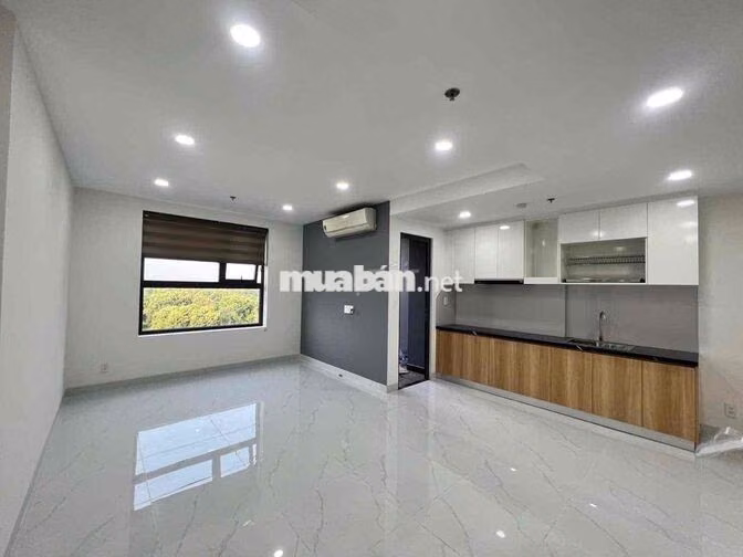 CẦN CHO THUÊ CĂN GÓC LỚN NHẤT VIEW ĐẸP CHUNG CƯ PHÚ MỸ C2