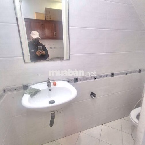CHO THUÊ NHÀ GIÁ RẺ HẺM OTO CÓ 2 MÁY LẠNH 7TRIEU