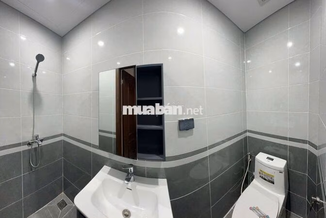 Phòng trọ full đồ có thang máy ở VTĐ6 - Vinhomes Ocean Park 3