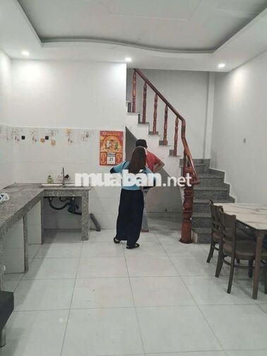 Cho thuê nhà liền kề Chánh Mỹ, gần phố đi bộ Bạch Đằng, giá 5 triệu