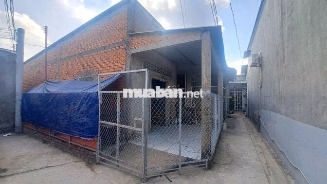 Chính chủ cần bán đất có nhà trên đất