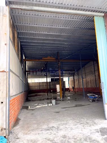 CHO THUÊ 400M2 KHO HẺM XE TAI CÓ SẴN 3FA