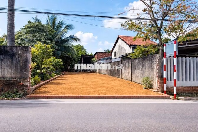 SỤP HẦM CẮT LỖ SÂU CHỈ CÒN 1.130TY MẶT TIỀN ĐƯỜNG 10,5M - SÁT QL14B