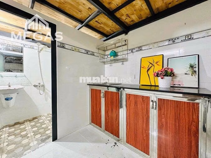 DUPLEX cửa sổ trời/diện tích rộng 35M2 thang máy tại HOÀ BÌNH