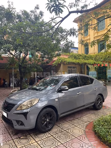 Cần bán xe Nissan Sunny 2015, bản XV số AT