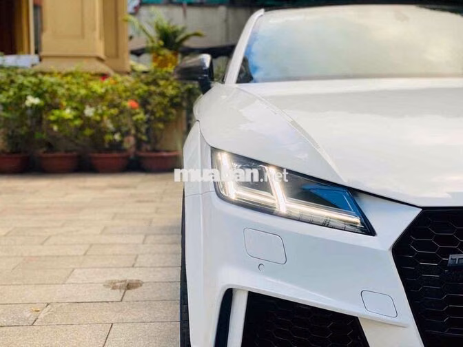 Audi TT Sline 2017 mode 2018 Nhập Trắng 30.000km