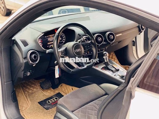 Audi TT Sline 2017 mode 2018 Nhập Trắng 30.000km