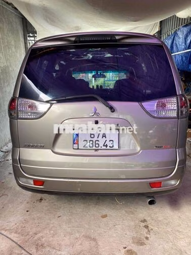 Mitsubishi Zinger GLS 2008 Vàng 8 chỗ