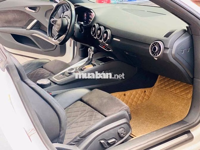 Audi TT Sline 2017 mode 2018 Nhập Trắng 30.000km
