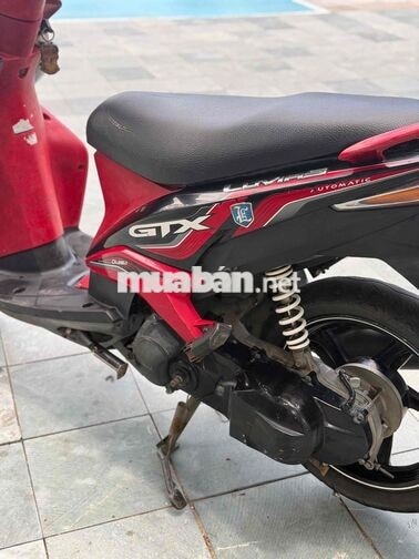 Yamaha Luvias GTX Đỏ đen