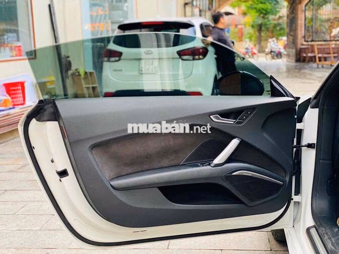 Audi TT Sline 2017 mode 2018 Nhập Trắng 30.000km