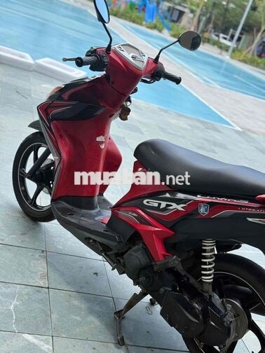 Yamaha Luvias GTX Đỏ đen