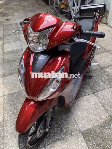 Honda Vision 2026 bản Đỏ Xám cao cấp.