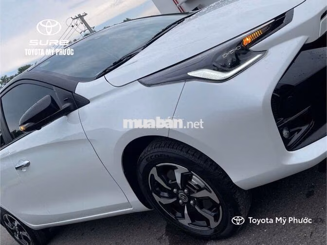 Toyota Vios 1.5G CVT 2026 Trắng 5000 km