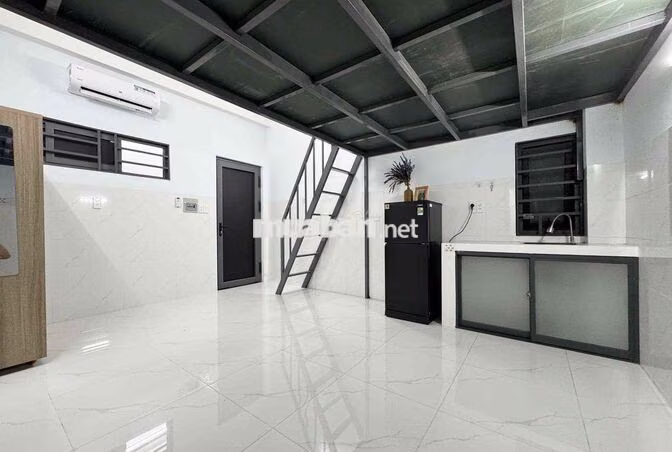MỚI XÂY DUPLEX SIÊU RỘNG NGAY CHỢ THẠCH ĐÀ