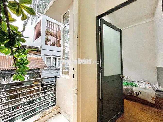 🏡 CĂN 2PN GẦN 45M² CHỈ 7TR3 – CÓ BAN CÔNG FULL NT | GIÁP QUẬN 10