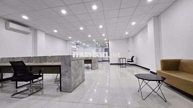 🏢 CHO THUÊ VĂN PHÒNG 100M² – FULL NỘI THẤT VĂN PHÒNG – CÓ PHÒNG HỌP |