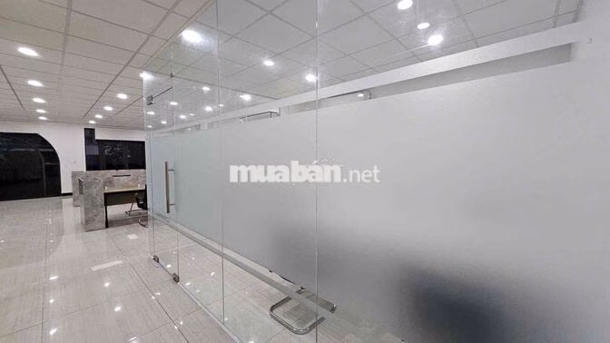 🏢 CHO THUÊ VĂN PHÒNG 100M² – FULL NỘI THẤT VĂN PHÒNG – CÓ PHÒNG HỌP |