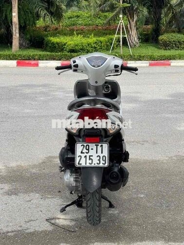 Honda Vision Trắng