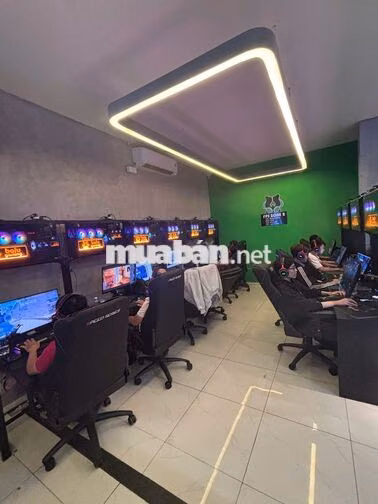 Bếp sơ chế thức ăn quán net-game