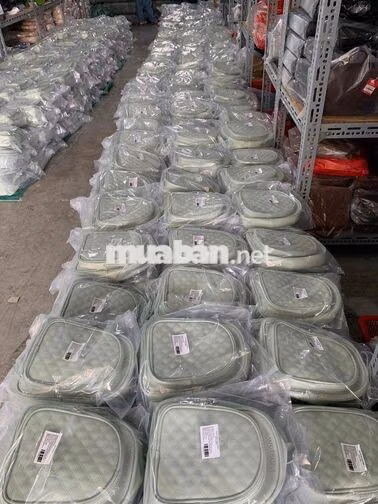 Tuyển nhân viên kho túi xách tại Hóc Môn