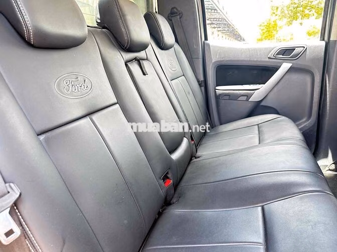 Ford Ranger 2017 Số sàn Vàng cát