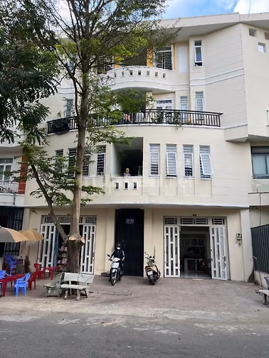 Phòng trọ đầy đủ nội thất an ninh cho thuê Q9