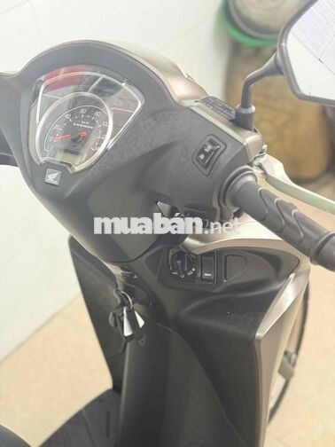 Honda Vision 110 2024 Nâu Đen 2800 km