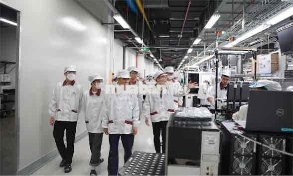 Wistron tuyển Công nhân thưởng 5 tr