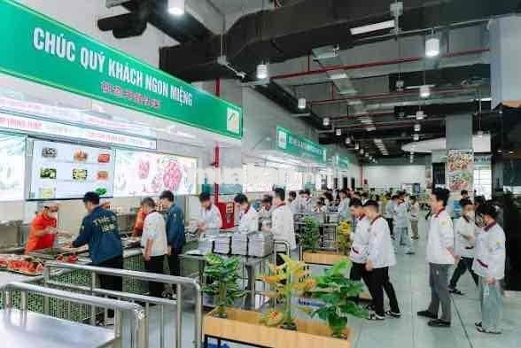 Wistron tuyển Công nhân thưởng 5 tr