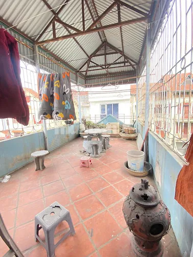 Cho thuê nhà mặt ngõ phố Lĩnh Nam, ngõ oto tránh, kinh doanh, 60m2.