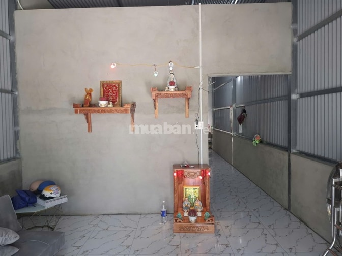 Nhà 2 phòng ngủ 123m2 có thổ. Gần KCN Phước Đông. 870tr 