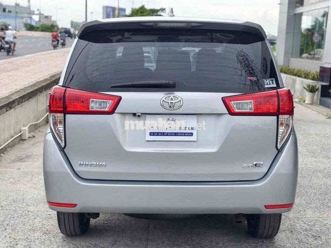 Toyota Innova 2021 Số sàn Bạc 7 chỗ