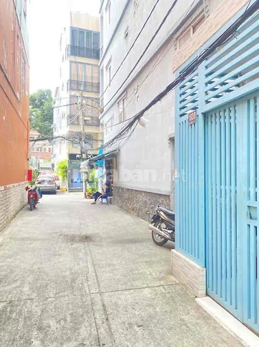 CHO THUÊ NHÀ HẺM 3,5M (XH) BẾN VÂN ĐỒN, P.9, Q.4, 14TR