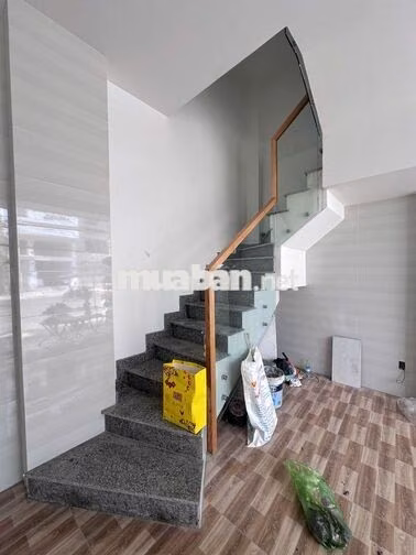 CHO THUÊ NHÀ MẶT TIỀN ĐƯỜNG CHU VĂN AN GIÁ SIÊU RẺ