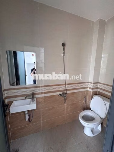 CHO THUÊ NHÀ MẶT TIỀN ĐƯỜNG CHU VĂN AN GIÁ SIÊU RẺ