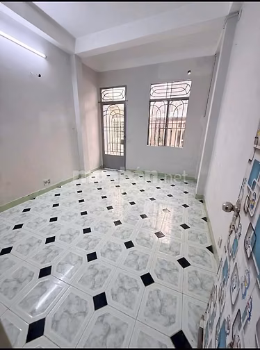 Nhà hẻm 3,5m 1/ gần HXH Nguyễn Tri Phương.3,5mx8m.T+3L(3PN).Giá 5,2 tỷ