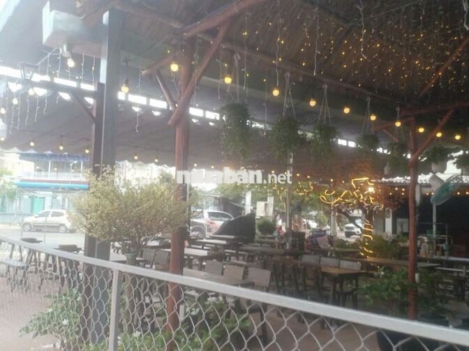 Cần tuyển đầu bếp, phụ bếp, order.....