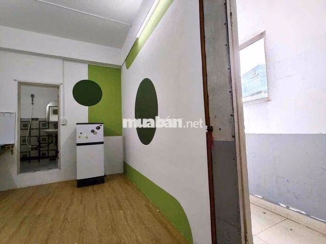 STUDIO CỬA SỔ FULL NỘI THẤT NGAY PHAN ĐĂNG LƯU - PHAN XÍCH LONG